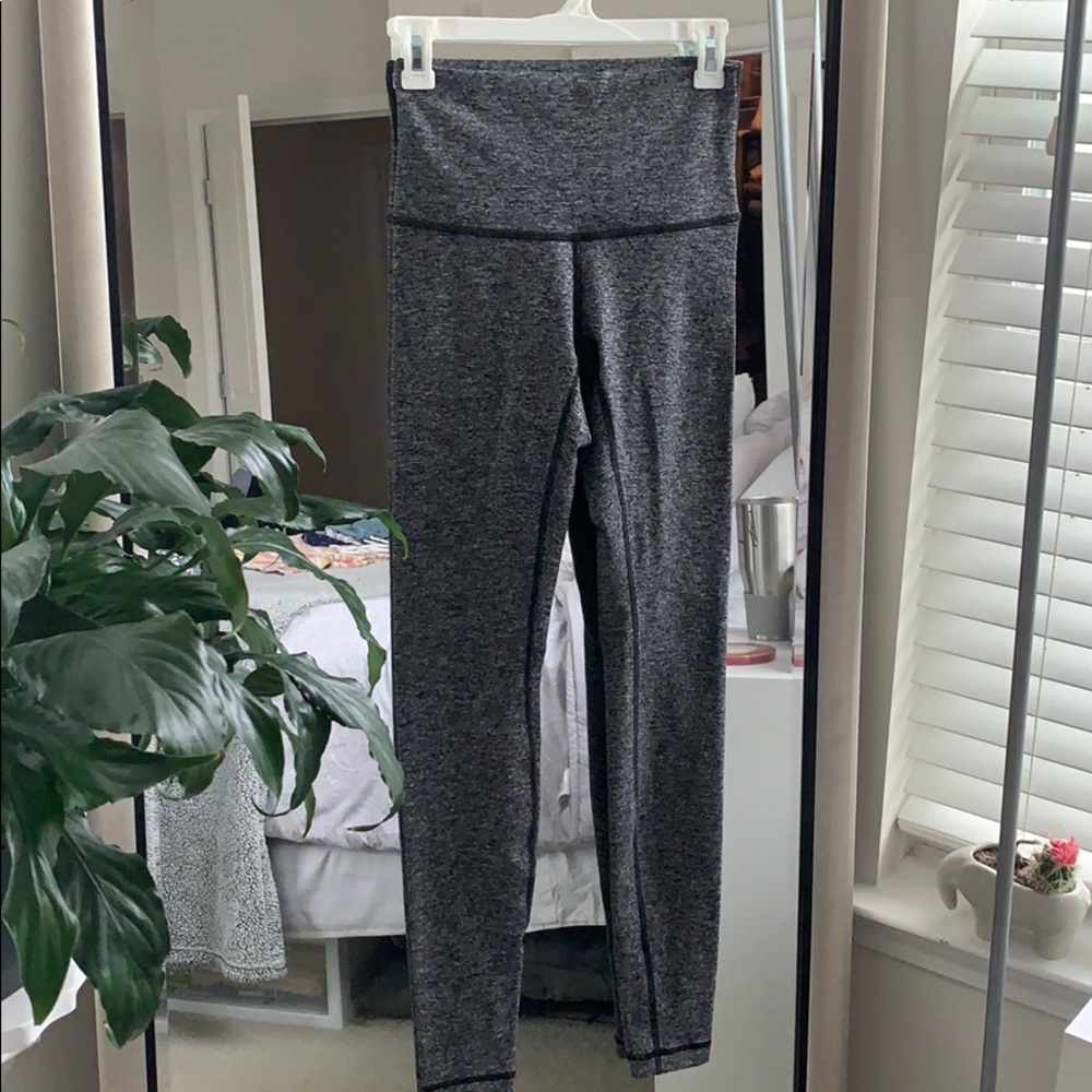 Lululemon Heather Gray Leggings - 6